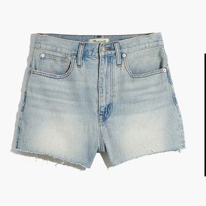 Madewell brand - size 31 - the Mom Jean Short Short - Fitzgerald wash